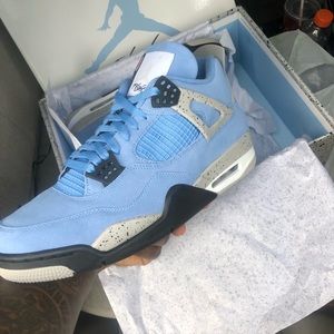 Jordan 4s